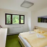 Horsky Friesovy Boudy 4* Strazne