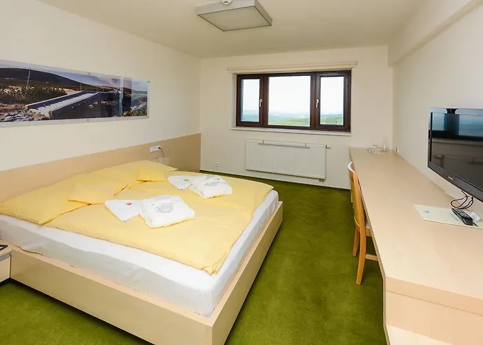 Hotell Horsky Friesovy Boudy Strážné